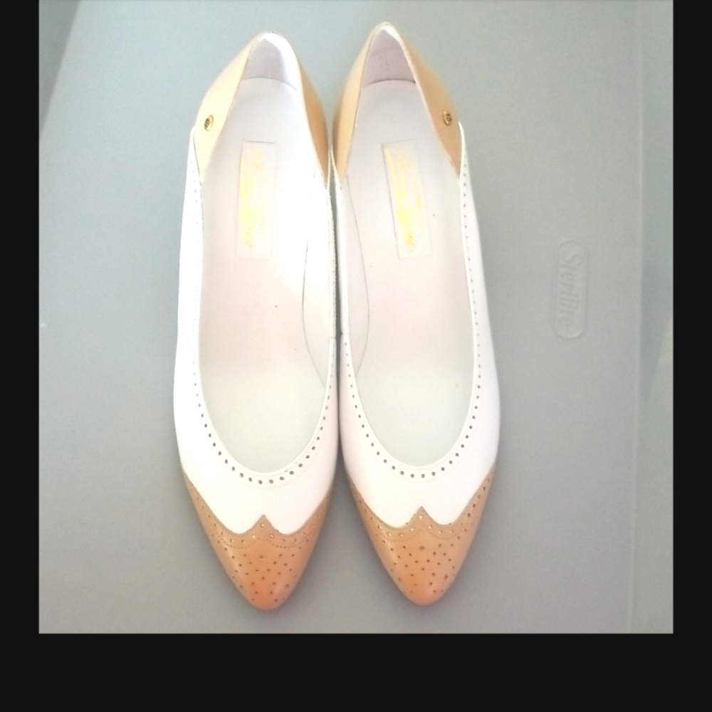 VTG Aigner Etienne Heel Pump 8.5 Shoe Lady